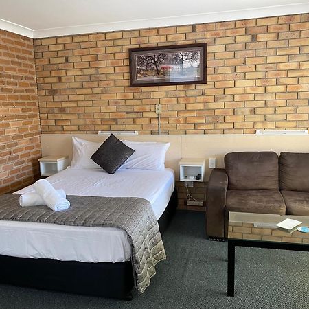 Buckaroo Motor Inn Warwick Eksteriør billede