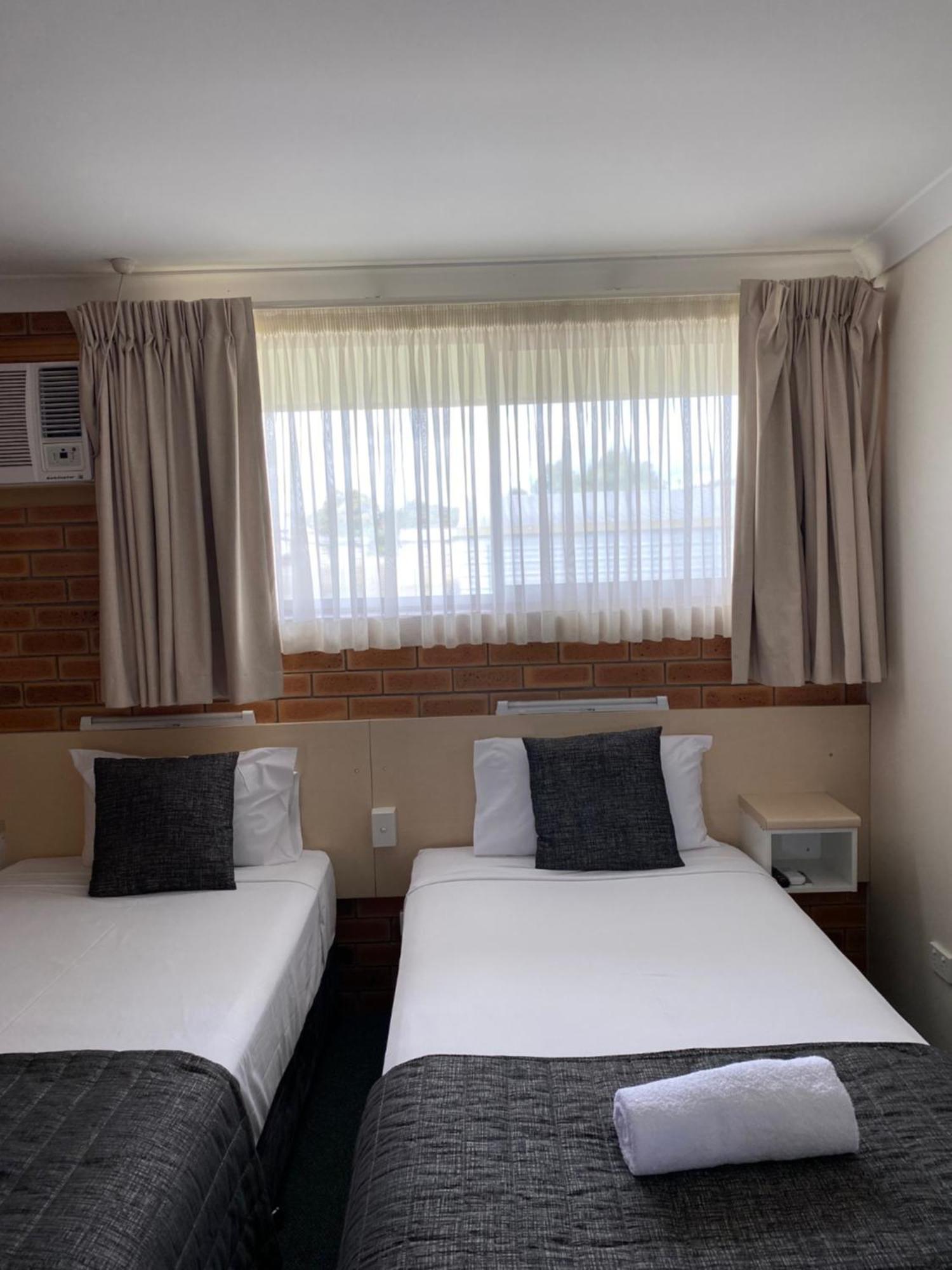 Buckaroo Motor Inn Warwick Eksteriør billede