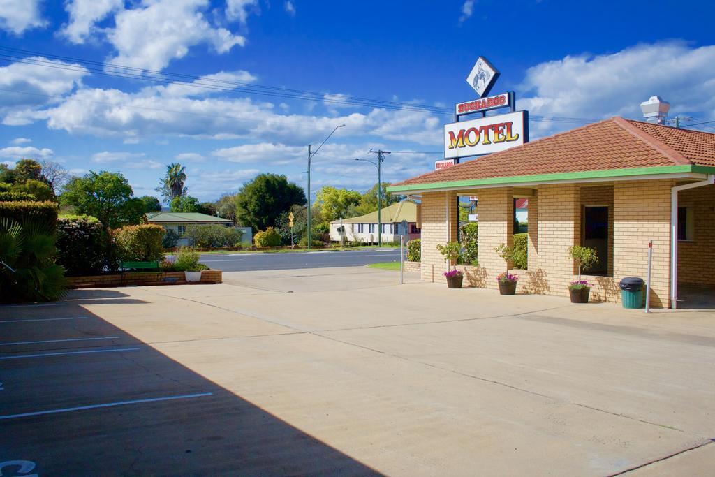 Buckaroo Motor Inn Warwick Eksteriør billede
